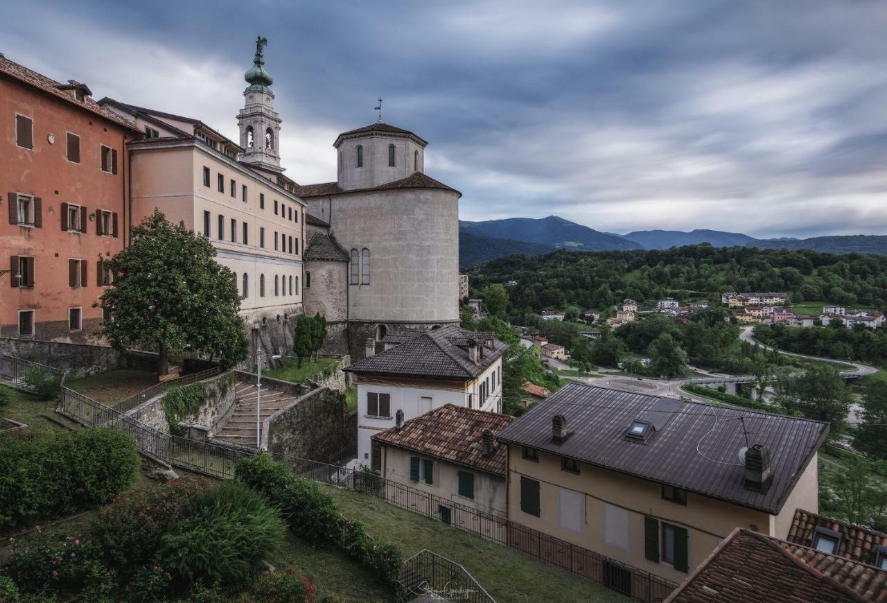 “Oltre Il Confine” Apartment Belluno Exterior foto